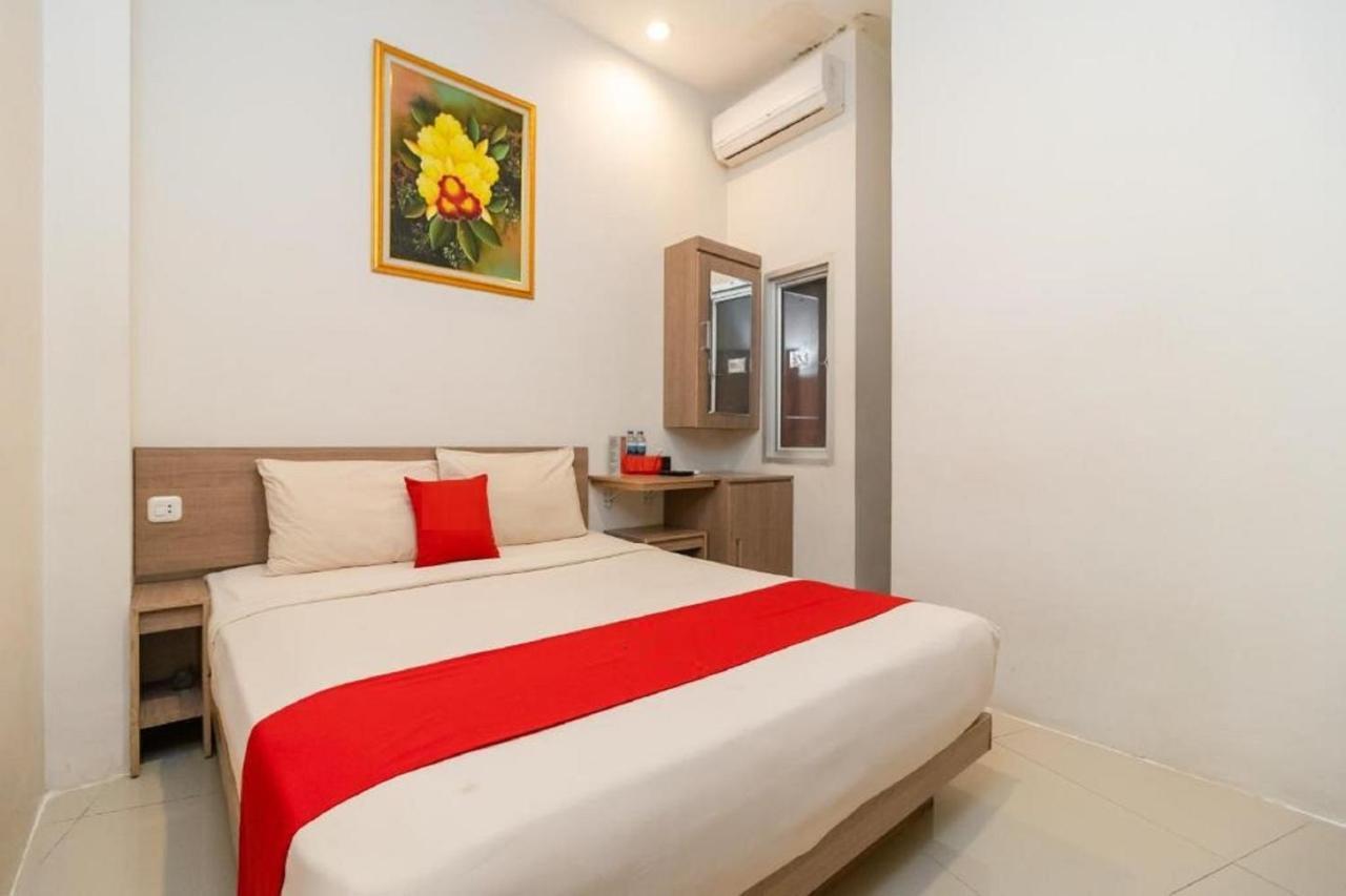 Hotel Domino Palembang Exterior photo