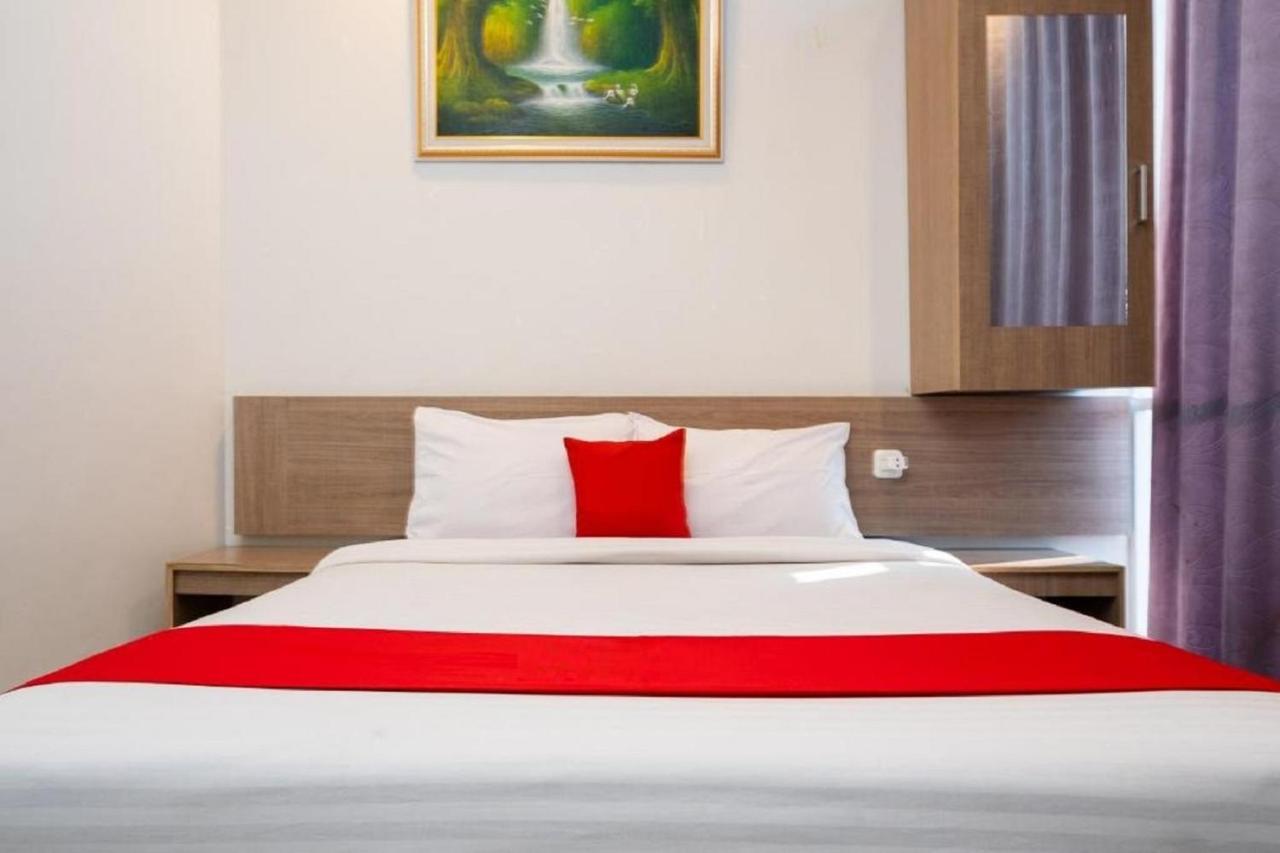 Hotel Domino Palembang Exterior photo